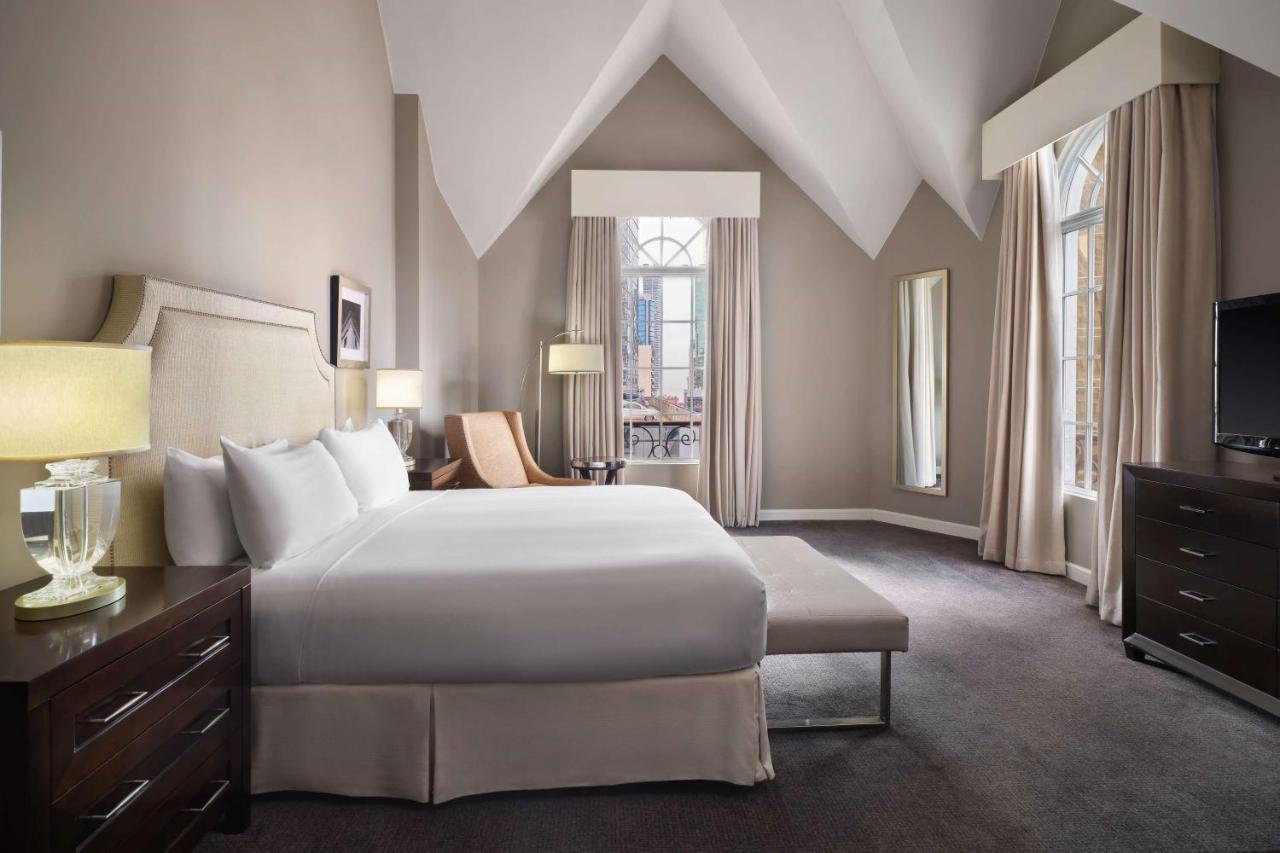 Bristol Panama, A Registry Collection Hotel 外观 照片 A bedroom at the St. Regis New York