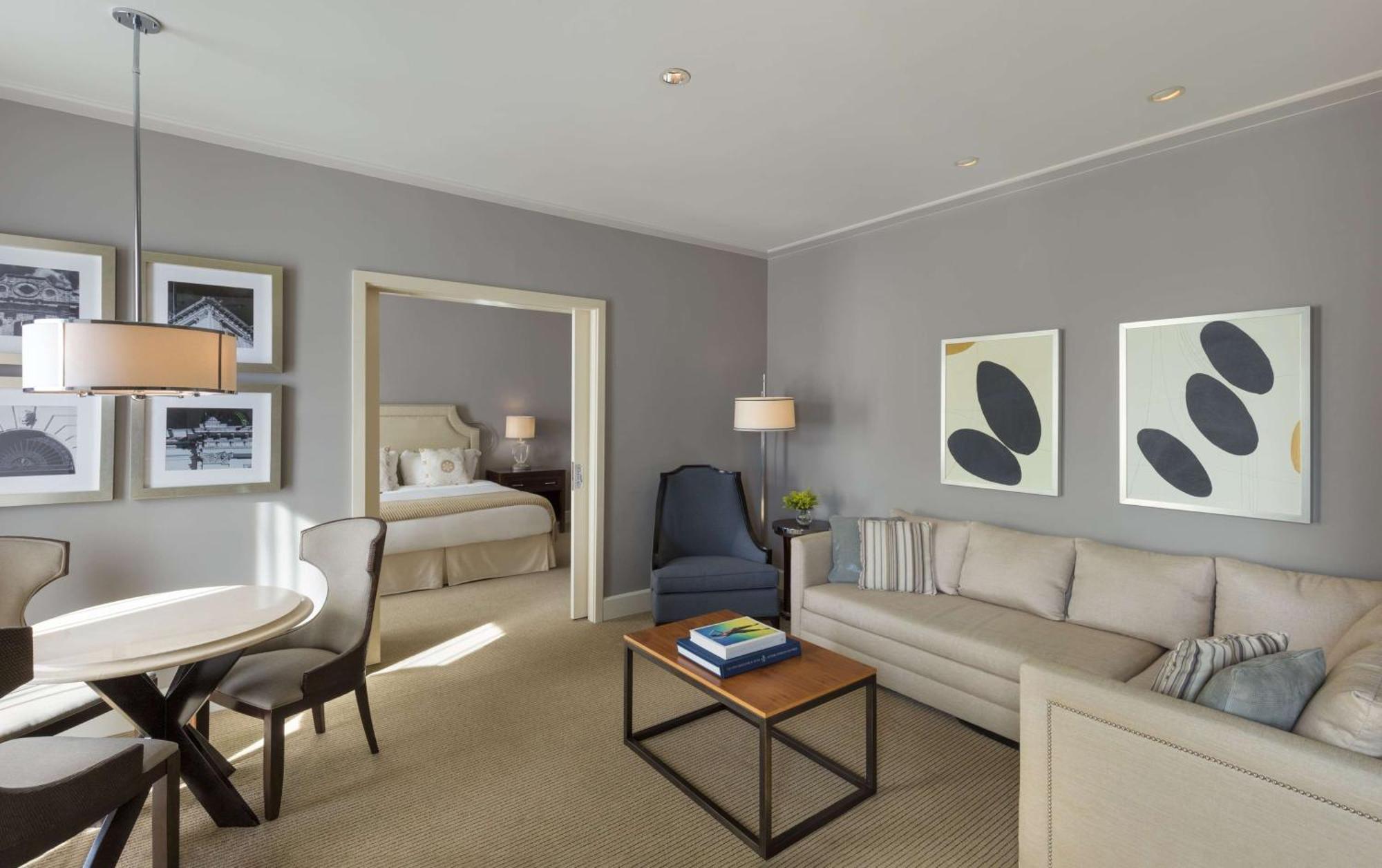 Bristol Panama, A Registry Collection Hotel 外观 照片 A typical suite at the Ritz-Carlton