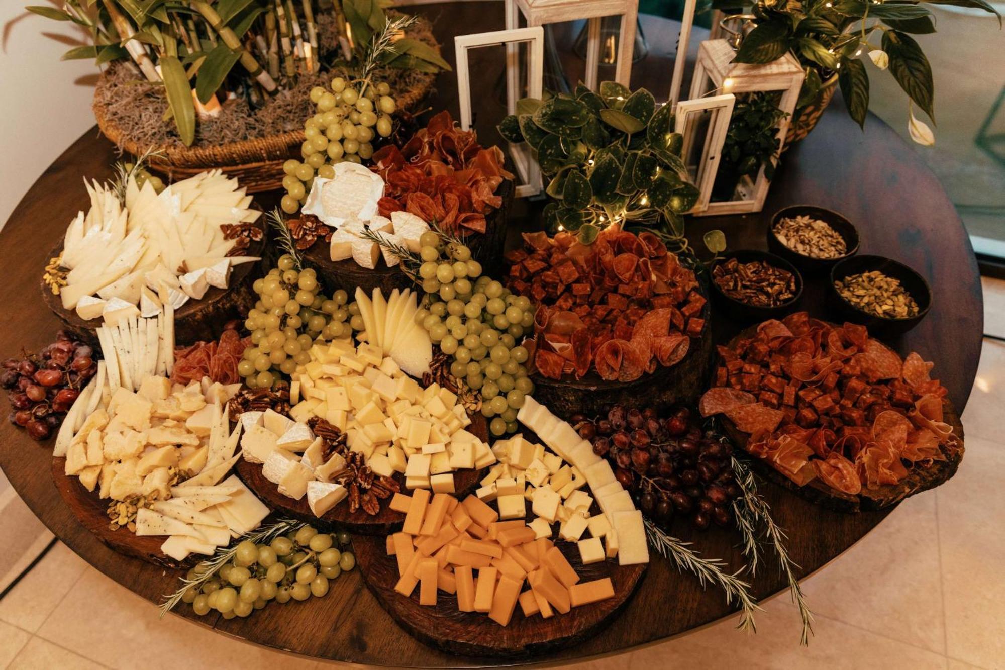 Bristol Panama, A Registry Collection Hotel 外观 照片 A cheese platter